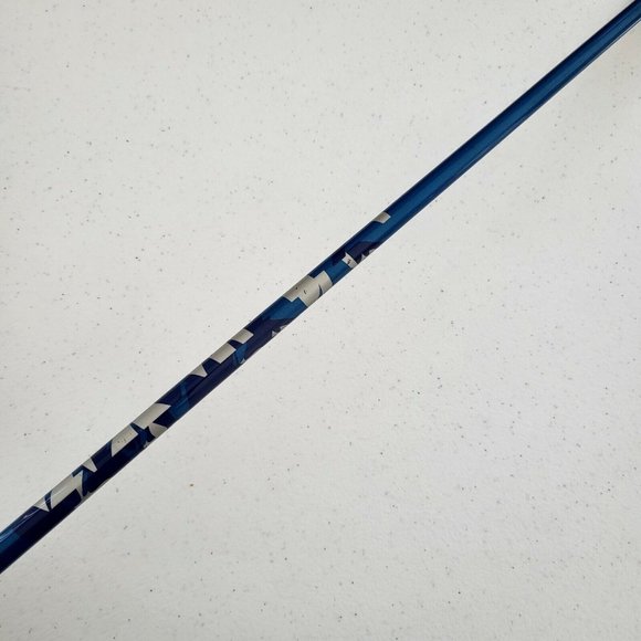 Tommy Armour Junior Mid Right Handed Iron UltraLite Graphite Shaft 29.5 inches - Picture 6 of 10